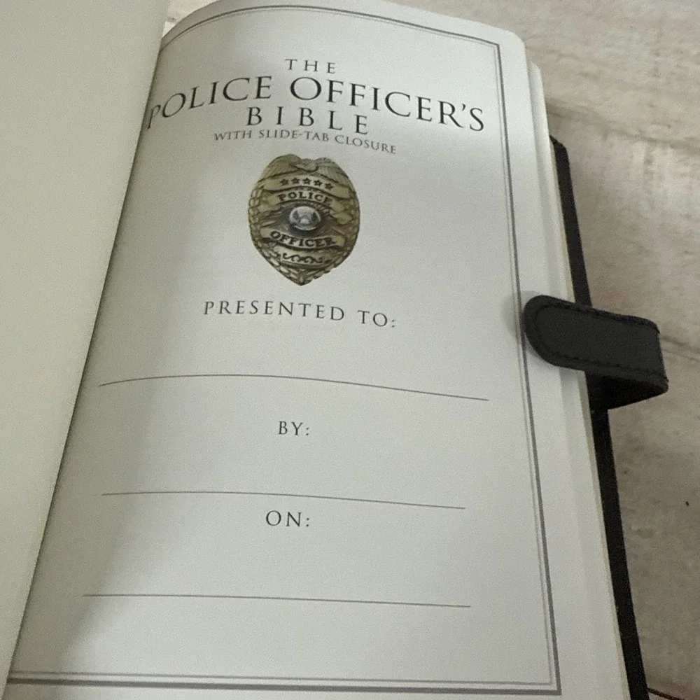 Police Officer's Bible by Holman Bible Staff (2004, Bonded Leather) Fast Ship